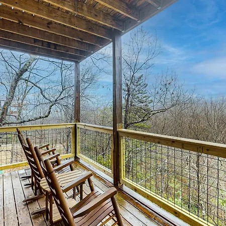 Above The Smokies Villa